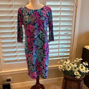 Lilly Pulitzer Vibrant Floral Print Shift Dress, Size XS